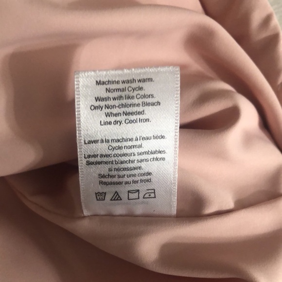 Pretty light pink, half-zip quilted pullover from Coldwater Creek w zip pockets - Picture 9 of 12